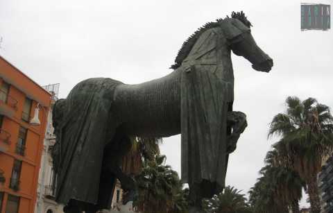 Le statue di Bari, queste sconosciute: viaggio alla loro scoperta